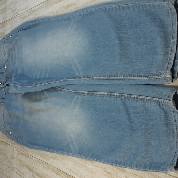 One5One Mid-Rise Button Back Pockets Light Blue Jeans Size 8 - Picture 8 of 16